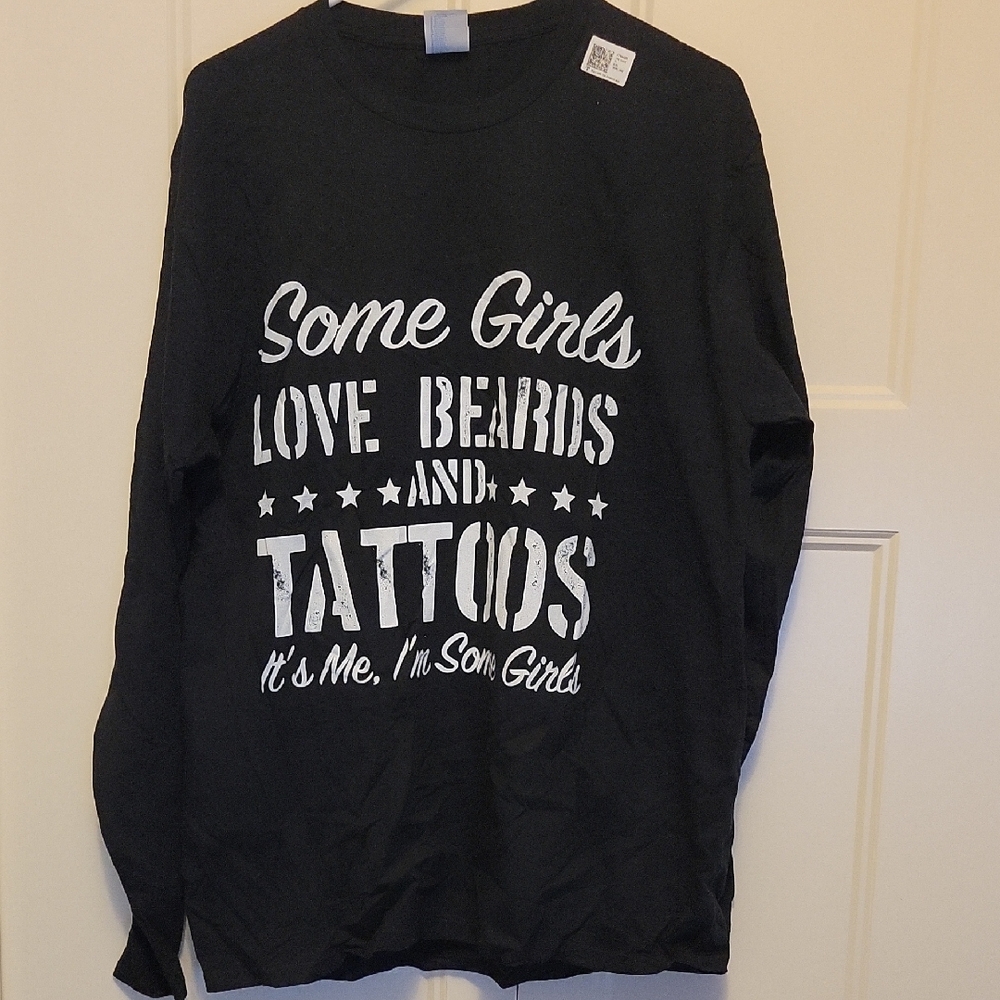 Womens Black Long Sleeve Graphic  Shirt